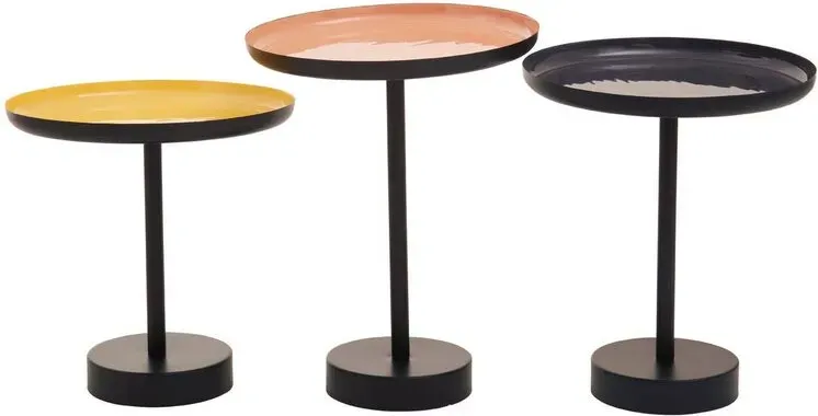 Interiors by Premier Set aus drei vielseitigen Beistelltischen in Gold und Schwarz, langlebige Statement-Beistelltische für einen modernen, luxuriösen Look