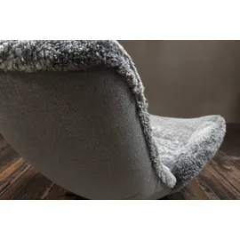 KAWOLA Relaxsessel SILVA Schaffell 77 x 106 x 77 cm Hellgrau mit Hocker