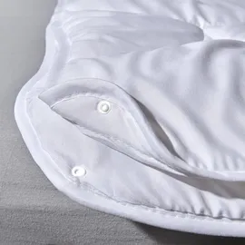 Traumschlaf Basic Faserdecke Vierjahreszeiten, Füllung: 100% Polyester 200x220 cm