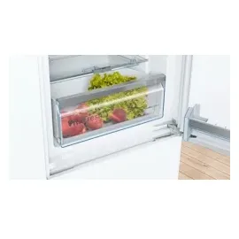 Bosch Serie 6 KIN86AFF0
