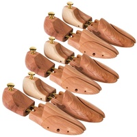 Tectake tectake® 3 Paar Schuhspanner, aus Zedernholz, Verhinderung von Gehfalten, gute Luftzirkulation, Messingknopf für einfaches Herausziehen