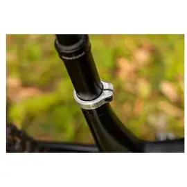 oak components Sattelklemme Orbit 34,9 mm Silber