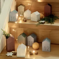 REMEMBER Adventskalender Dorf - 24 Häuser in 5 Farben und Größen - Hübsche Adventsdeko