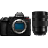 Panasonic Lumix DC-S5IIX mit Objektiv Lumix S 24-105mm 4.0 Macro OIS