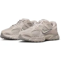 Nike V5 RNR Damen Moon Particle/Lt Orewood Brn 38