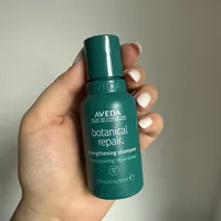 Aveda Botanical Repair Strengthening Shampoo