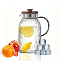 Fhlprte Glaskaraffe 1.5 L,Teekanne mit Holzmaserung, Karaffe Glas mit Edelstahl Deckel Glaskrug, für Heißes/Kaltes Wasser, DIY Getränke, Saft, Milch,Tee, Kaffee (Glas-Teekanne)