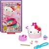 Mattel Mattel Hello Kitty GVB30 - Cupcake-Bäckerei Schatulle (12,5 cm) mit 2 Sanrio Minis Figuren, Notizblock und Schreibwarenzubehör, tolles Spielzeug Geschenk für Kinder ab 4 Jahren