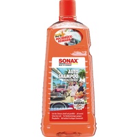 SONAX AutoShampoo Konzentrat Havana Love 2 Liter) durchdringt und löst Schmutz gründlich, ohne Angreifen der Wachs-Schutzschicht | Art-Nr. 03285410