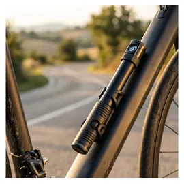 Crankbrothers Klic HP Handpumpe Manometer CO2 Midnight Edition