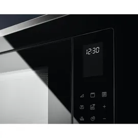 Electrolux LMS4253TMK Integriert, Grill-Mikrowelle, 900 W, Eingebautes Display, LED, Berührung - Schwarz