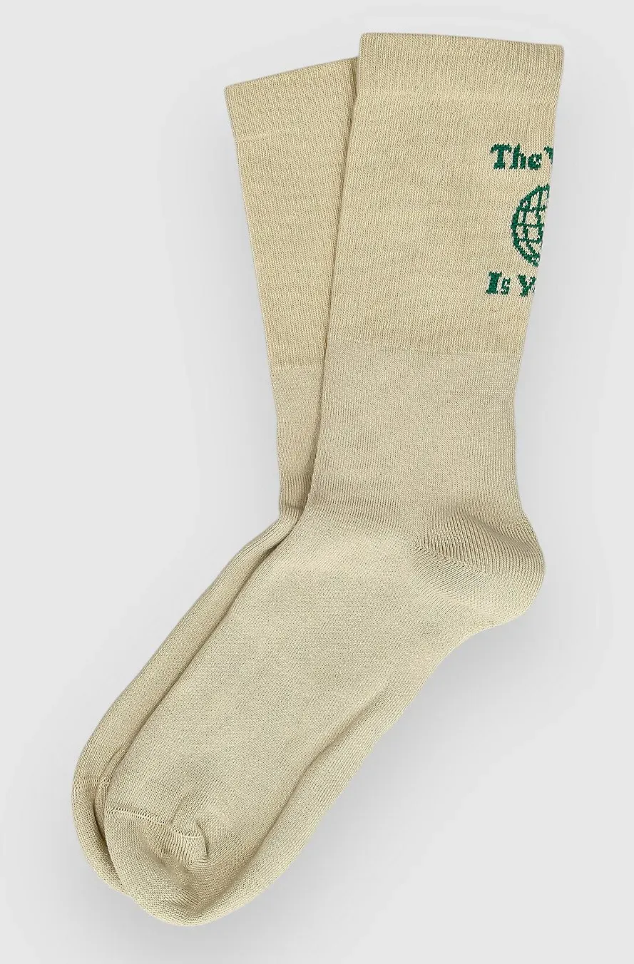 Supa Dupa Goods The World Is Yours Socks off white Gr. S