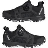 Core Black / Cloud White / Grey Three 33 1/2