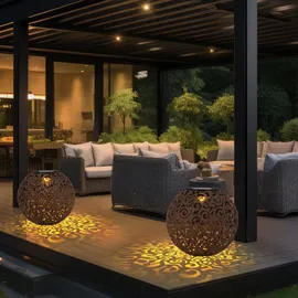 ETC Shop Solarleuchte rost Solarlampe für Außen Kugel Solar Garten Deko Erdspieß, mit orientalischem Lichteffekt, Metall, 1x LED warmweiß, DxH 18x52,5 cm