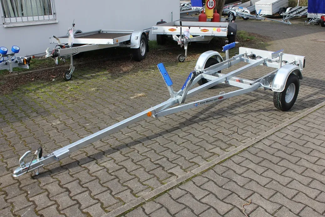 Böckmann TPV BA 550-L Bootsanhänger  Gesamtgewicht 550kg