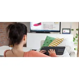 Logitech K400 Plus Wireless Touch Keyboard CH schwarz