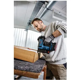 Bosch Professional GNH 18V-35