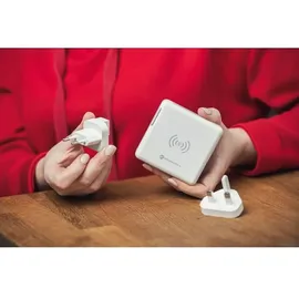 forcell Multifunktionsladegerät 4in1 15W mit USB/USB typ C, Powerbank 8000mAh und kabelloses Laden in einem