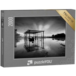 puzzleYOU Puzzle Fischerboot in Tumpat, Malaysia, schwarz-weiß, 2000 Puzzleteile, puzzleYOU-Kollektionen Fotokunst
