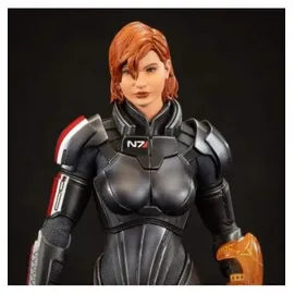 Dark Horse Mass Effect PVC Statue Commander Jane Shepard 23 cm
