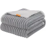Feandrea Hundedecke, wasserdichte Decke, XXL, 203 x 152 cm, für große, extra große Hunde, beidseitig verwendbar, Hundesofa waschbar, Taubengrau-hellgrau PPB038G01