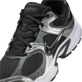 Nike V5 RNR Herren Black/Black/Anthracite 44