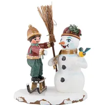 Hubrig Volkskunst GmbH Winterkind Junge mit Schneemann 11 cm bunt/grün/rot