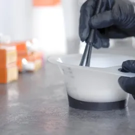 Londa Professional Demi-Permanent Color Creme 0/00 klarton 60 ml