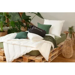 Naturfaserbettdecke CENTA-STAR "Veggie", weiß, B:135cm L:200cm, Bezug: 100% Baumwolle. Füllung: 100% Polyester, Bettdecken, Bettdecke in 135x200 cm und weiteren Größen, für Sommer oder Winter