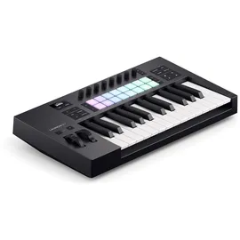 Novation Launchkey 25 [MK4] – Kompaktes USB/MIDI-Controller-Keyboard mit 25 Tasten und DAW-Integration. Akkord- und Skalenmodi, 8 Drum-Pads und Arpeggiator. Inklusive Musikproduktions-Software-Bundle