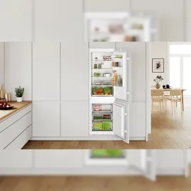 Bosch Serie 2 KIN86NSE0