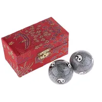 lachineuse - Yin Yang Qi Gong Kugeln Set - Chinesische Anti-Stress Emaille Kugeln ⌀ 40 mm - Gesundheitsbälle - Zen Entspannung Geschenkset - Asiatischer Japan China Artikel - Rot & Grau
