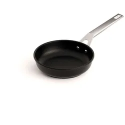 Valira - Premium 20 cm Bratpfanne aus spanischem Aluminiumguss mit verstärkter Antihaftbeschichtung, induktionsgeeignet [Aire-Kollektion]