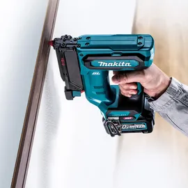 Makita PT001GZ Akku-Nagler 40V ohne Akku ohne Ladegerät