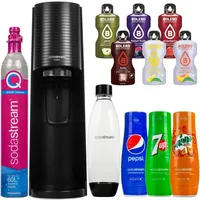 SodaStream Wassersprudler Terra Black + eine 1L Schwarze Flasche + 3 Sirupe (Pepsi, Mirinda, 7UP) 440ml + Bolero