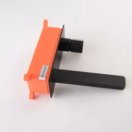 Bernstein 9908B Waschtischarmatur Schwarz