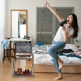 Relaxdays Kofferständer, klappbar, Gepäckständer mit Ablage, HxBxT: 58 x 66 x 38 cm, Kofferablage, Hotel, Stahl, grau