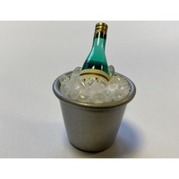 HobbyFun Dekoobjekt Miniatur Wichteltür Sektkühler mit Flasche, ca. 3c