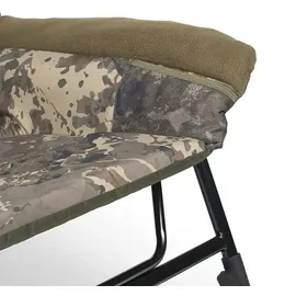 Indulgence Emperor Stuhl Camo grün 46 x 60 cm