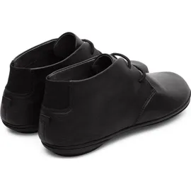 Camper Right Nina Schwarz 36