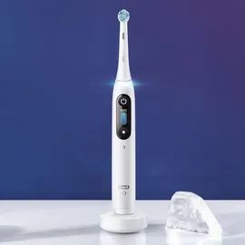 Oral-B iO Series 8 white alabaster