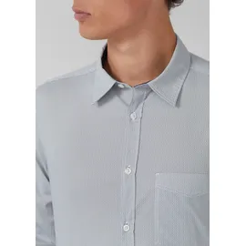 s.Oliver Slim Fit: Fein gemustertes Baumwollhemd mit Kentkragen - weiß XL