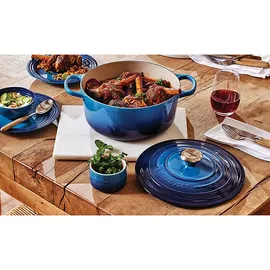 Le Creuset Signature Bräter 24 cm rund azure