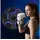 shop'n smile ideoon Fitness-Boxmaschine mit 7 Stufen & Bluetooth-Musik – Reaktions- & Koordinationstrainer, inkl. Boxhandschuhe – Für mehr Motivation