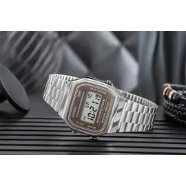 Casio Collection A168WA-1W, Wasserfest - Silber/Dunkelrot