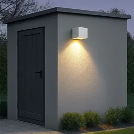 Nowa Außenleuchte Kunststoff 10x11,5x10 cm 2x 2 Watt warmweiß weiß