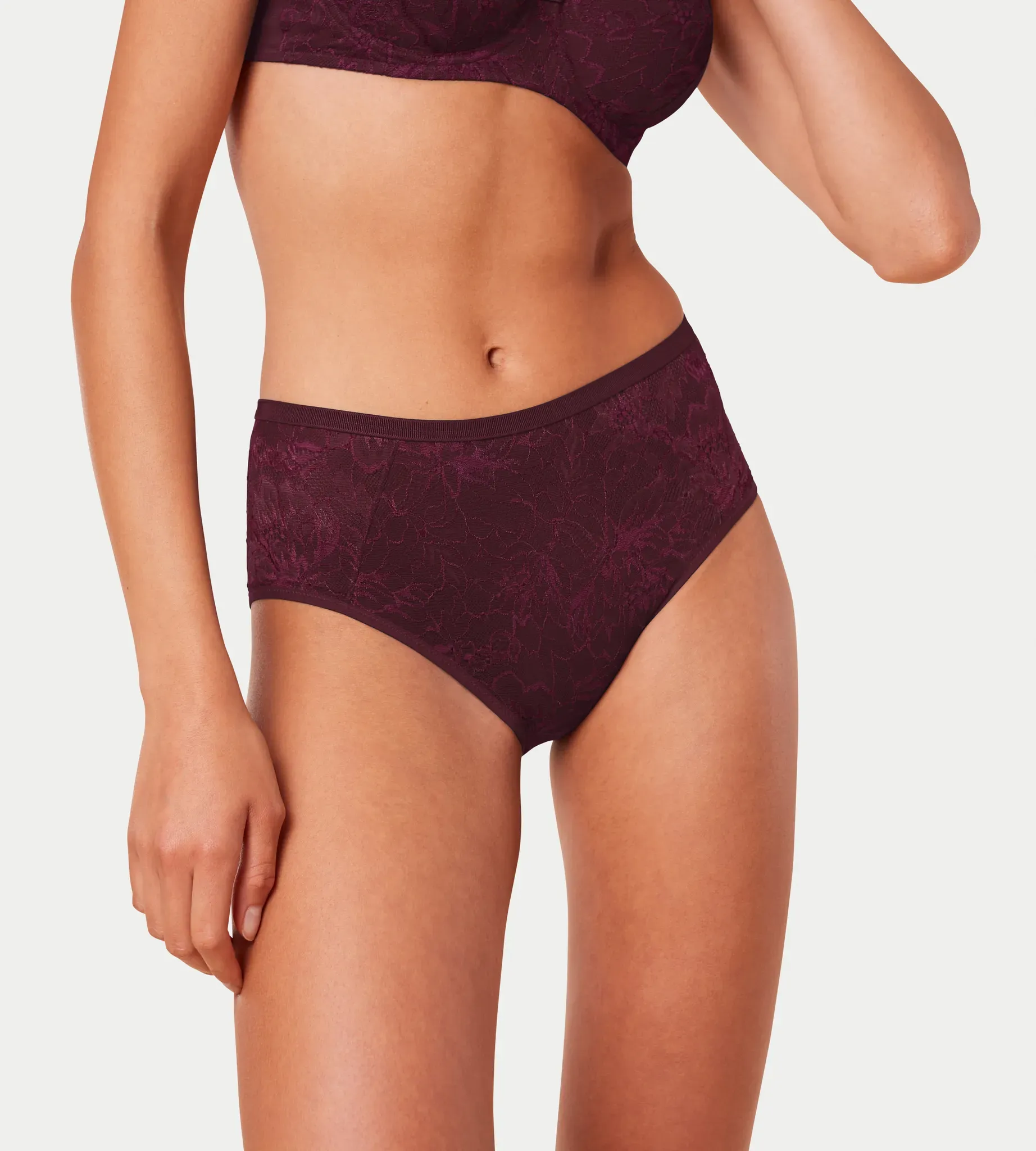 Triumph Slip »Amourette Charm T Maxi02«, Stretch-Spitze Triumph DEEP BURGUNDY 38