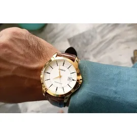 Casio Collection MTP-V004GL-7AUDF Herrenuhr - Dunkelrot/Weiß/Gold