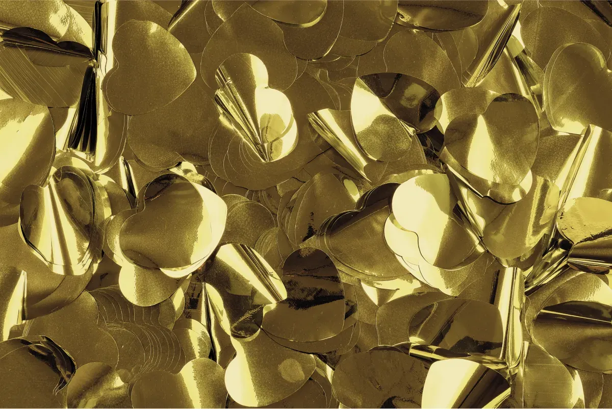 Showgear Metallic Confetti - Hearts Gold, Ø 55 mm, 1 kg, feuerhemmend