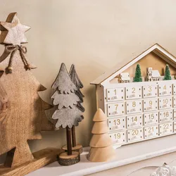 Rebecca Mobili 2 Weihnachtsbäumchen für den Tisch aus Holz und Filz in Grau und Braun